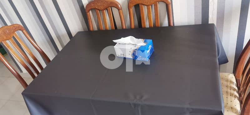 Dining Table (6 seater) 1