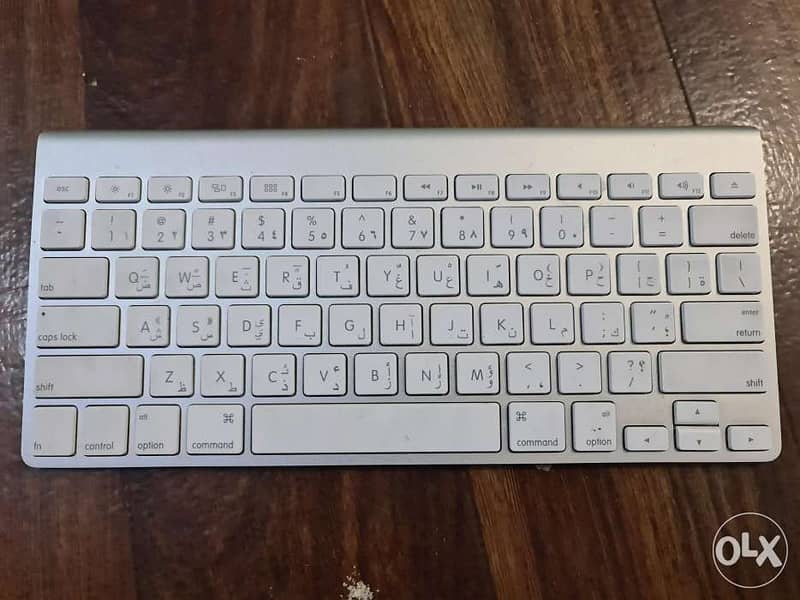 Apple wireless Bluetooth keyboard for sale 0