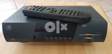 Satellite TV Receiver with Remote A 2 Card Slot