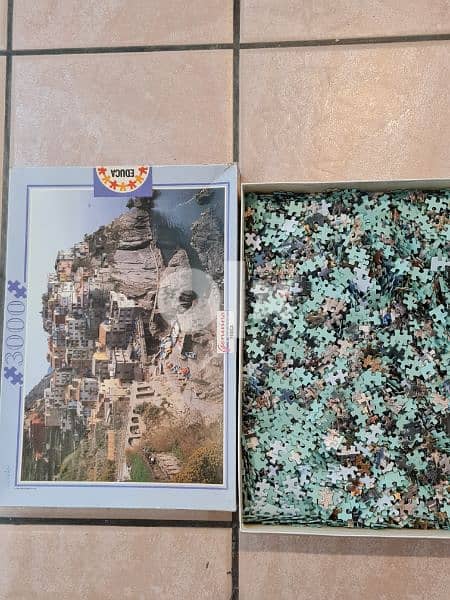 3000 pcs Puzzle Game size 120 X 85 cms 0