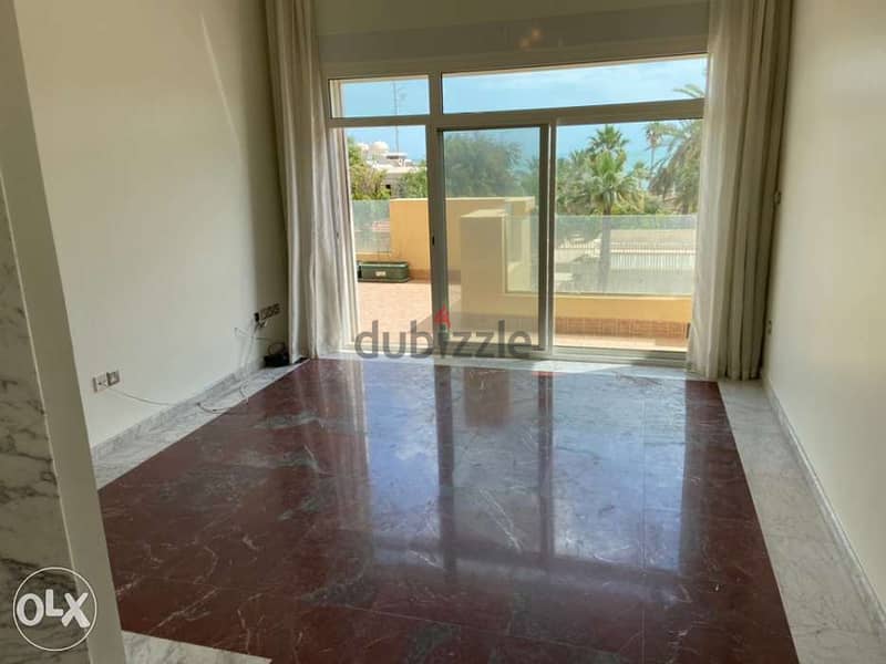 Lovely villa in Maseela with sea view 4