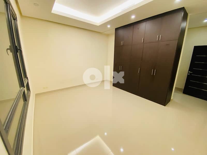 lovely three bedrooms villa apt in abu fatira 5